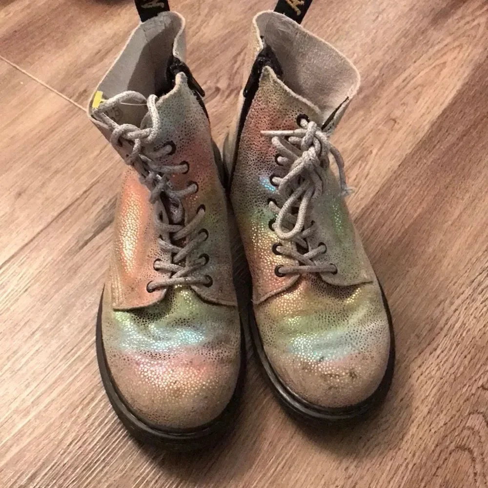 Dr. Martens Girls Shimmery Boots Sz 3